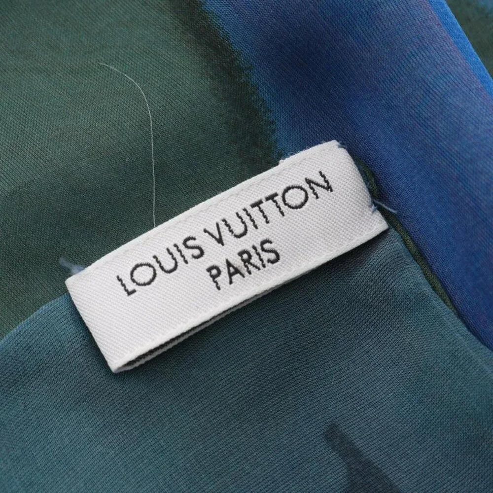 Louis Vuitton Scarf LV Logo Silk - Picture 2 of 8
